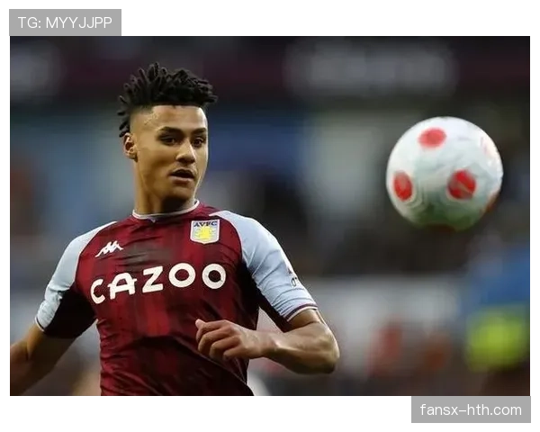 沃特金斯与热苏斯：跑动型前锋的战术价值及效率对比