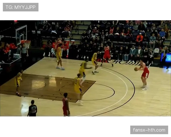 杨瀚森挡拆拉开空间较上季更能牵制对方内线